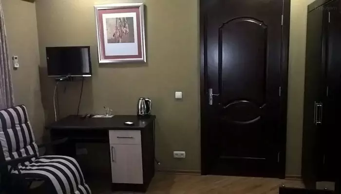 هتل ایساکا تفلیس